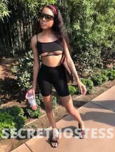 29 year old Escort in Winston-Salem NC sexxyRedd