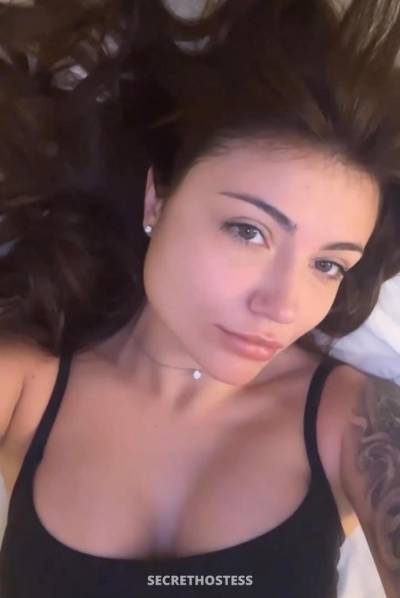 26 year old Asian Escort in Louisville KY Escorts available for hookup meetups