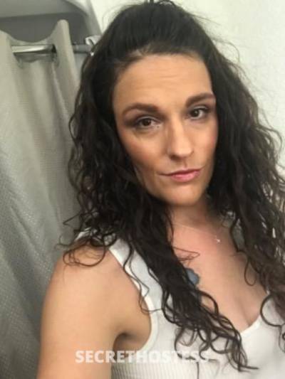 30 year old Escort in Missoula MT white girl new in town big booty