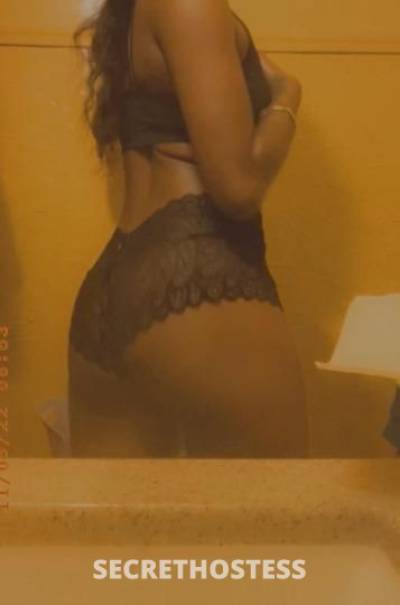 22 year old Chinese Escort in Detroit MI outcalls only real no bs everything is protected so dnt ask 