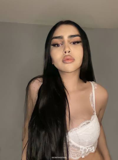 Amira Karim 20Yrs Old Escort 163CM Tall Chicago IL Image - 1