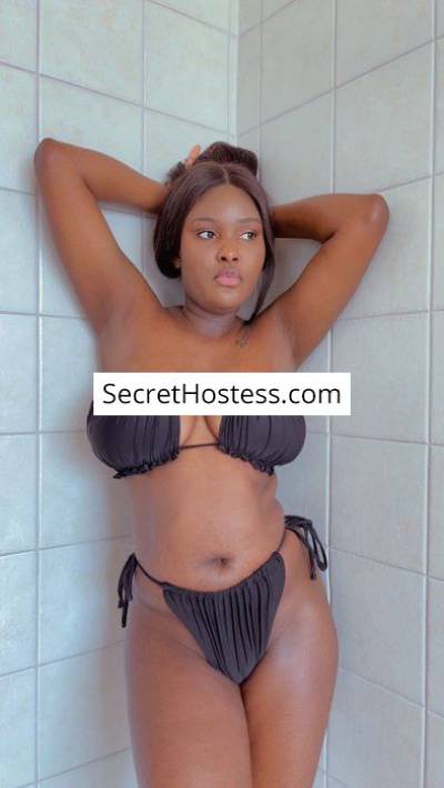 24 Year Old Ebony Escort Dubai Black Hair Black eyes - Image 3