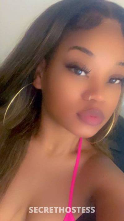 21 year old Escort in El Paso TX Your Favorite Rose