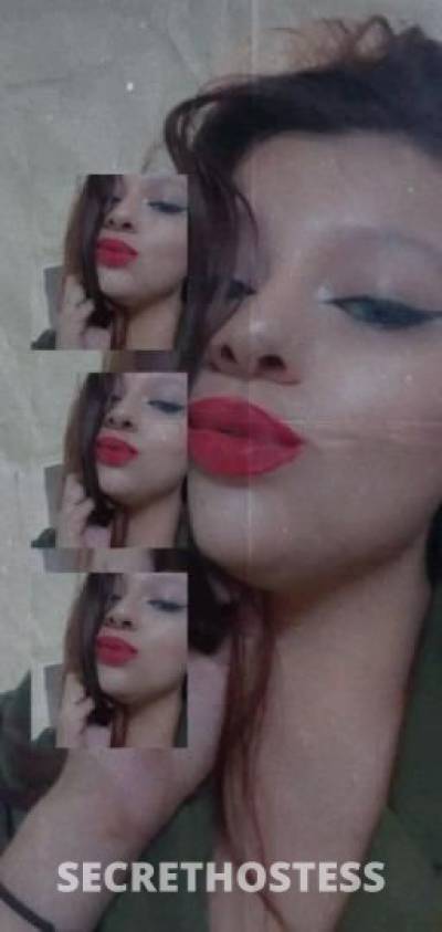22 year old Latino Escort in Dallas TX Best Pussy on your gift list blow and go specials