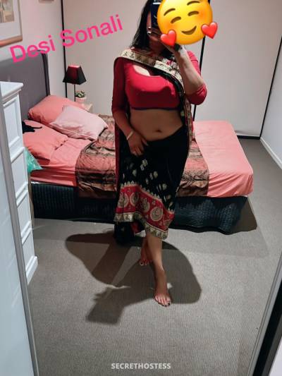 Curvy Desi Indian Sonali in Sydney