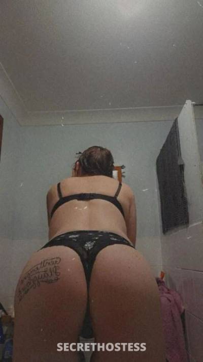 Best blowjob available – 25 in Port Macquarie