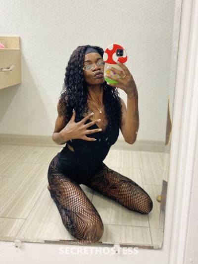 23 year old Escort in Washington D.C. DC Petite Exotic sEdUctIve SpInNeR