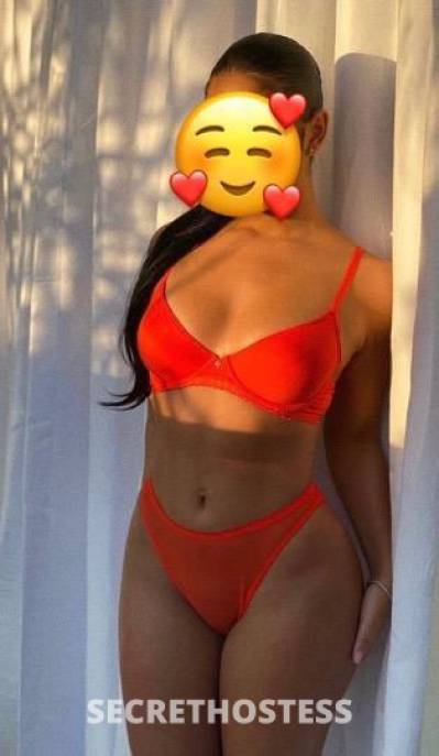27 year old Escort in Long Island NY kitty in hicksville