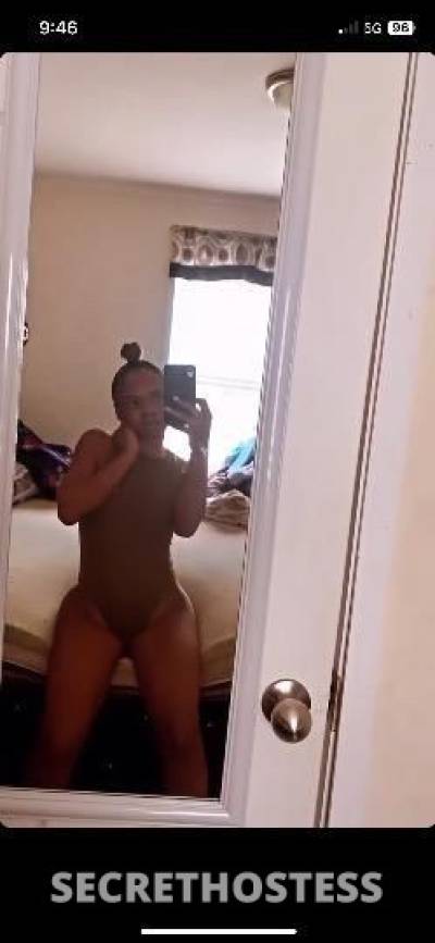 24 year old Escort in Detroit MI anybody looking for a good time