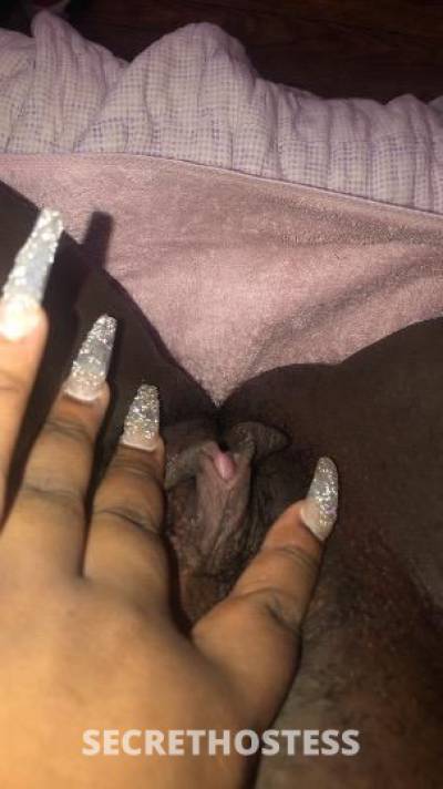 22 year old Escort in Buffalo NY lets make each other cum