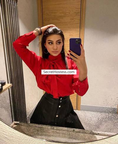 26 year old Caucasian Escort in Barnet London Aisha
