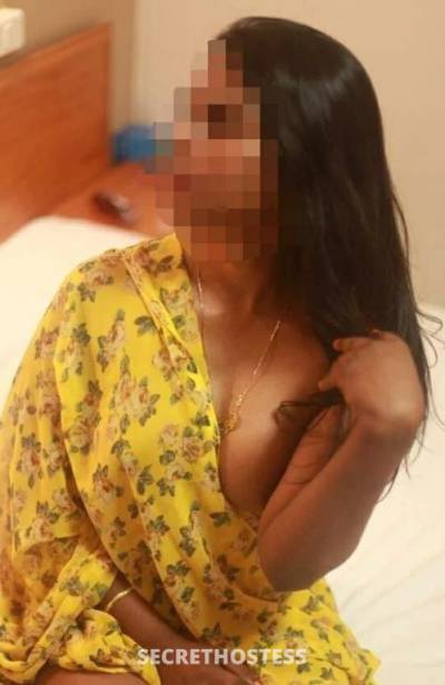 21 year old Indian Escort in Melbourne Shivani Indian Girl In CBD Melbourne 21