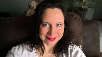 40 year old White Escort in Wausau WI Mistress Scarlet - Funny, engaging, romantic