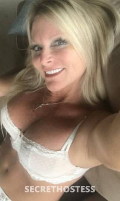 43Yrs Old Escort College Station TX Image - 1