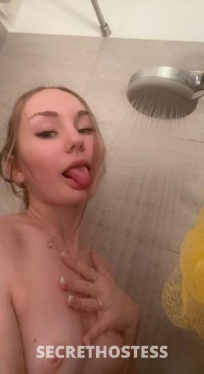 Add me on Snapchat jess233867 NEW BLONDE Hot and spicy Ready in Nashua NH