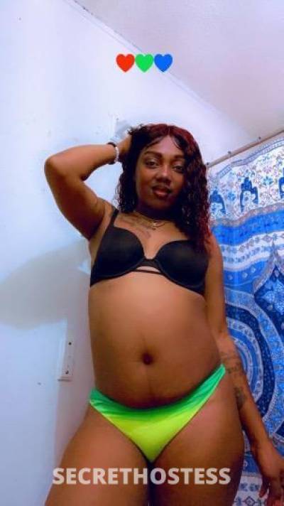 26 year old Escort in Odessa TX Mega Squirter Creamer Fat Pussy Fat Ass Wet Wet