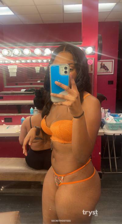 20 year old American Escort in Memphis TN Bambi - Hot Brownskin Chicka