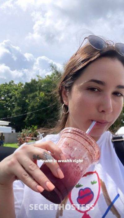 35 year old Escort in Martinsburg WV 35 HoT ?SwEeT? With?Jμ¡©¥ ?LiPs ⭐MiNd ? BL¤￦¡NG ? 