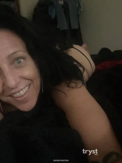 40Yrs Old Escort Size 8 161CM Tall Rochester NY Image - 2