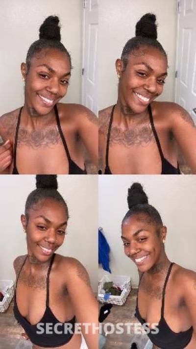 19 year old Indian Escort in Sacramento CA Sexy Black and Indian In Town Deposit Required Available now