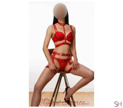 20Yrs Old Escort Size 8 Northamptonshire Image - 1