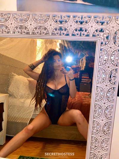 25 year old Escort in Chico CA Hookup available for discreet adult fun and meetups