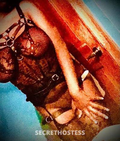 25 year old Escort in Staten Island NY Samantha here to please