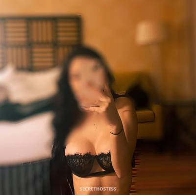 Petite n beautiful brunette - solo n duos - DT Vic avail now in Victoria