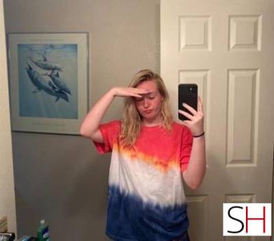 24 year old Latino Escort in Dublin Jade in new town