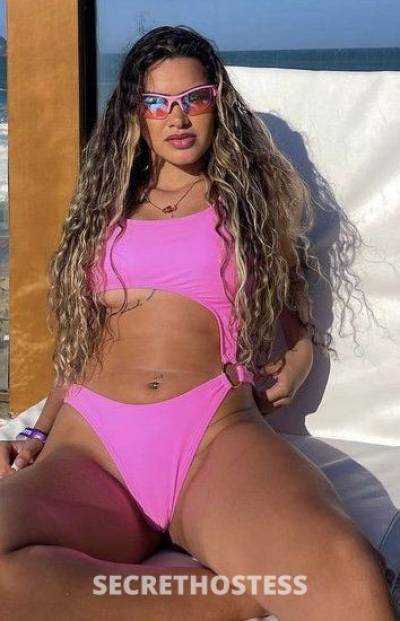 24 year old Middle Eastern Escort in Bakersfield CA I’m available for both incall and outcall service