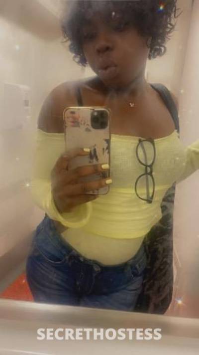 25 year old Escort in Westchester NY sexy and ready for you daddy eager to fulfull all of your 