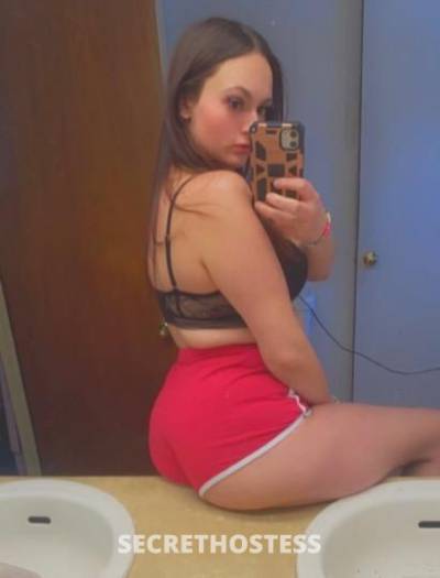 26 year old Escort in Jackson MI around and find out