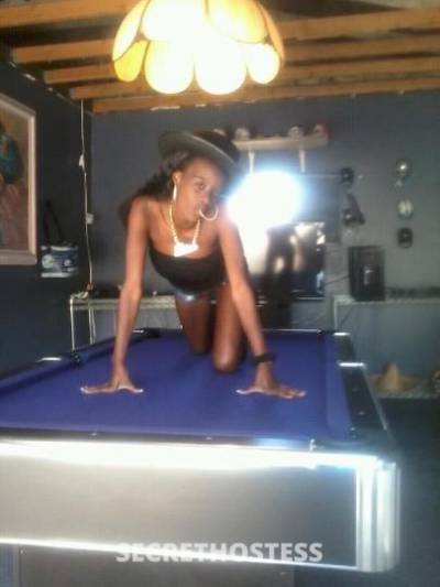 27 year old Irish Escort in Inland Empire CA Slippery When Wett GOOOD MOANIN