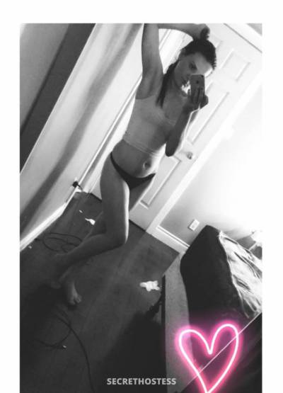 22 Year Old Asian Escort Ft Mcmurray - Image 7