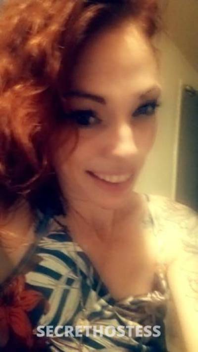 34 Year Old Irish Escort Boston MA Redhead Blue eyes - Image 1