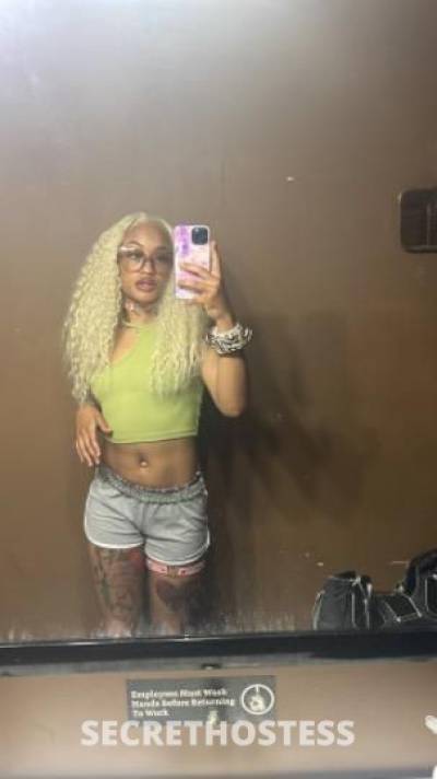 MissFiji 23Yrs Old Escort Milwaukee WI Image - 7