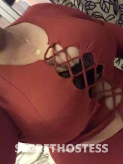 27 year old Escort in Ellen Grove Brisbane 200 In car fun for 30mins with Busty BBW