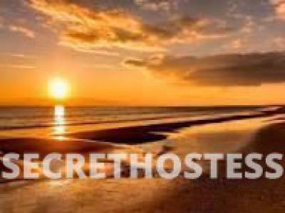 29 year old Escort in Barney Point Gladstone Book me baby I'm waiting