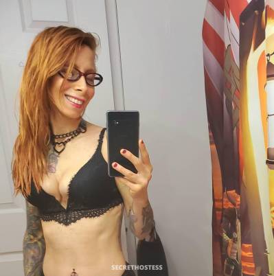 tiny fit east coast Nikki 44Yrs Old Escort Barrie Image - 3