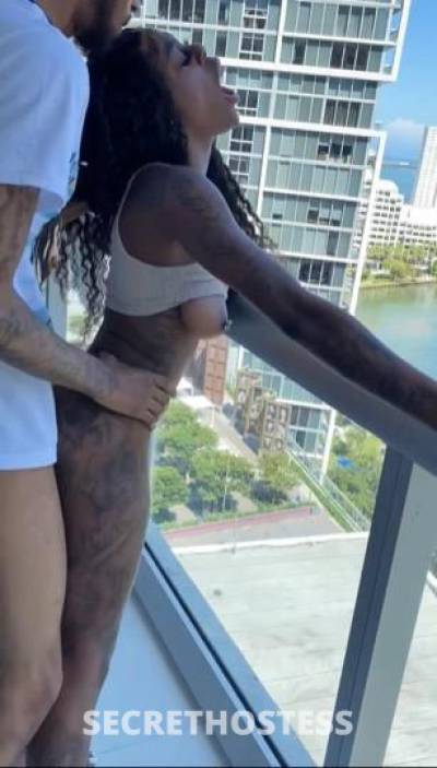 23 year old Escort in Sioux Falls SD Hot Miami Girl Willing to please you - incalls Outcalls 