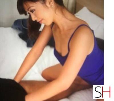 29 Year Old Chinese Escort Dublin - Image 1