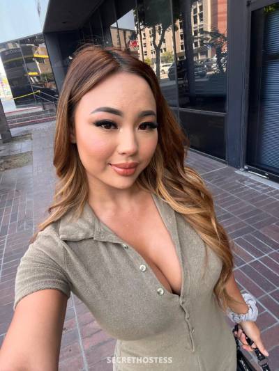 24 Year Old Asian Escort Vancouver Blonde - Image 7