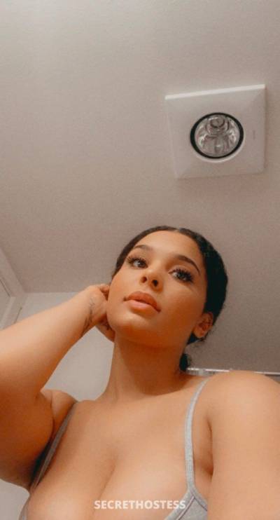 23 year old Latino Escort in Ajax ?? I’m available for fun (maximum