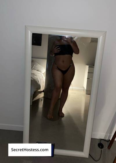 Sexy blonde Latina in Montreal