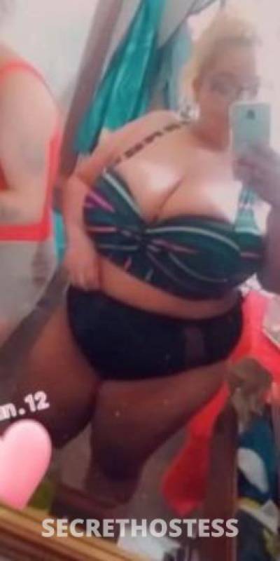 27 year old Escort in Buffalo NY come have some fun with me