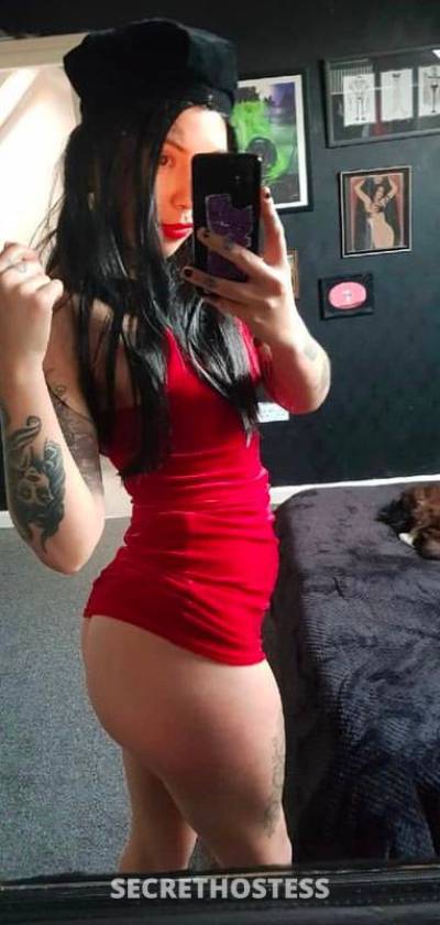 Sexy mommy 29Yrs Old Escort Size 11 Bakersfield CA Image - 1