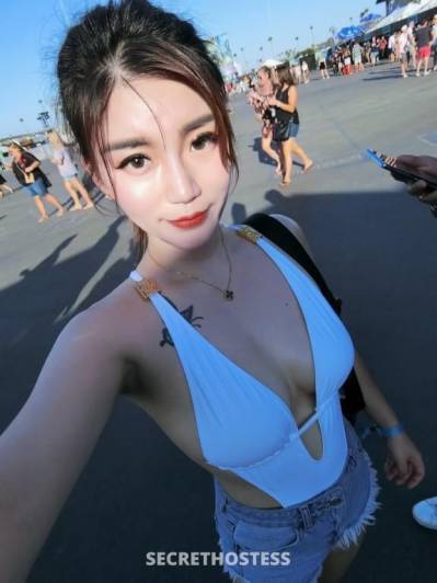 24 year old Escort in Bowen Hills Brisbane ONLY STAY 1 WEEK. BUSTY BOMB HORNY BABE! GFE &amp; 