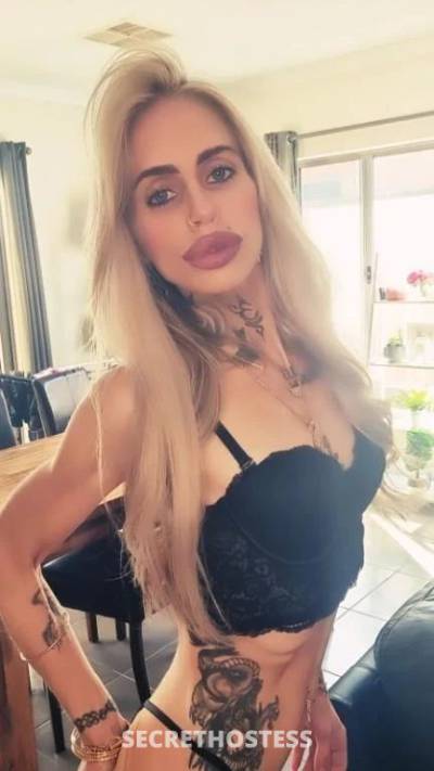 30 year old Escort in Piara Waters Perth SEXY BLONDE POLISH..Size 8