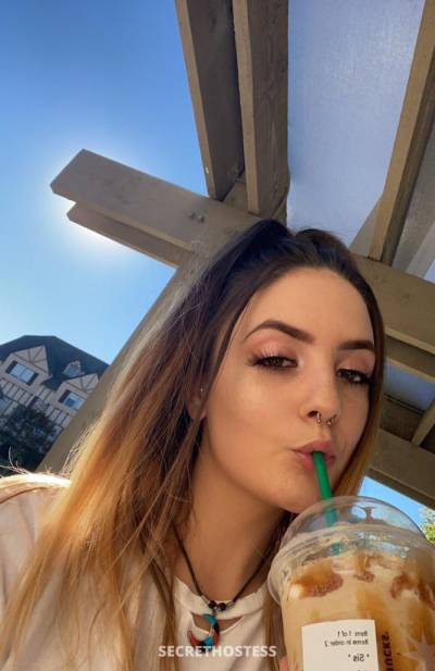 24 year old Escort in Racine WI Hey love let’s have fun