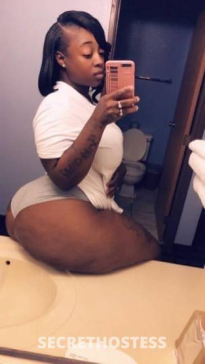 Hey Dear I am 30 Years Sweet Sexxy squeeze DoggyStyle  in St. Louis MO